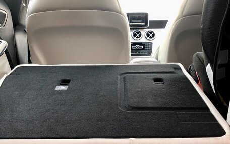 Mercedes-Benz A-Класс, 2015 год, 1 660 000 рублей, 25 фотография