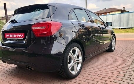 Mercedes-Benz A-Класс, 2015 год, 1 660 000 рублей, 29 фотография