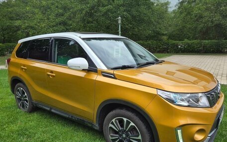 Suzuki Vitara II рестайлинг, 2020 год, 1 980 000 рублей, 2 фотография