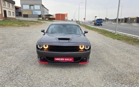 Dodge Challenger III рестайлинг 2, 2019 год, 3 700 000 рублей, 15 фотография