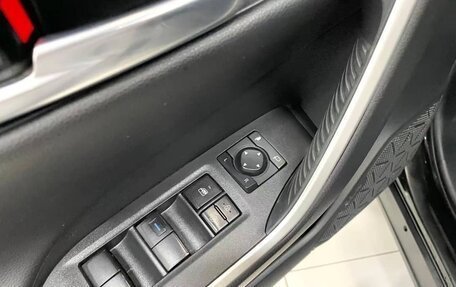 Toyota RAV4, 2021 год, 2 550 000 рублей, 14 фотография