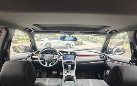 Honda Civic IX, 2021 год, 1 840 000 рублей, 12 фотография