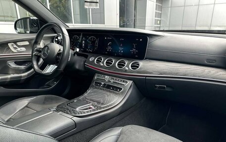 Mercedes-Benz E-Класс, 2021 год, 4 750 000 рублей, 6 фотография