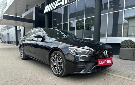 Mercedes-Benz E-Класс, 2021 год, 4 750 000 рублей, 4 фотография