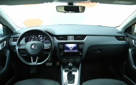Skoda Octavia, 2017 год, 1 650 000 рублей, 12 фотография
