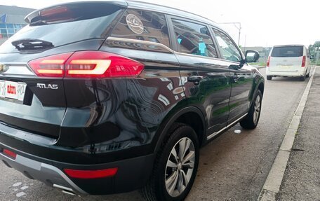 Geely Atlas I, 2021 год, 1 900 000 рублей, 3 фотография