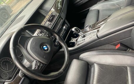 BMW 5 серия, 2014 год, 1 900 000 рублей, 10 фотография