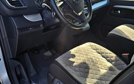 Opel Zafira Life I, 2020 год, 4 150 000 рублей, 9 фотография