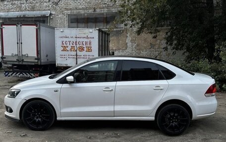 Volkswagen Polo VI (EU Market), 2011 год, 750 000 рублей, 9 фотография