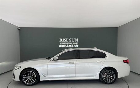 BMW 5 серия, 2021 год, 3 319 015 рублей, 4 фотография