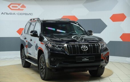 Toyota Land Cruiser Prado 150 рестайлинг 2, 2020 год, 5 490 000 рублей, 3 фотография