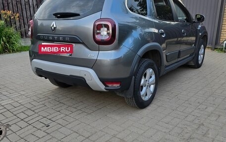 Renault Duster, 2021 год, 2 000 000 рублей, 4 фотография