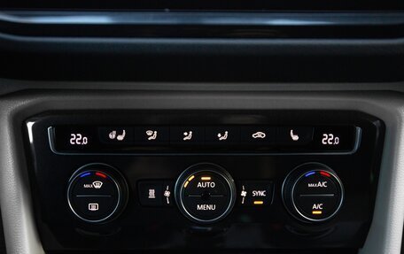 Volkswagen Tiguan II, 2017 год, 2 800 000 рублей, 10 фотография