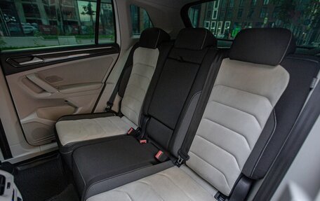 Volkswagen Tiguan II, 2017 год, 2 800 000 рублей, 18 фотография