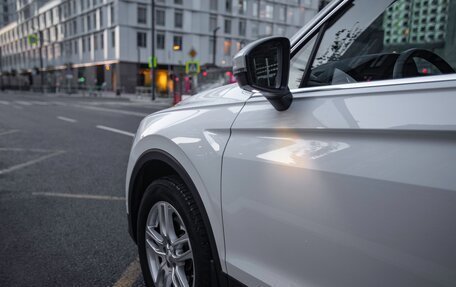 Volkswagen Tiguan II, 2017 год, 2 800 000 рублей, 37 фотография