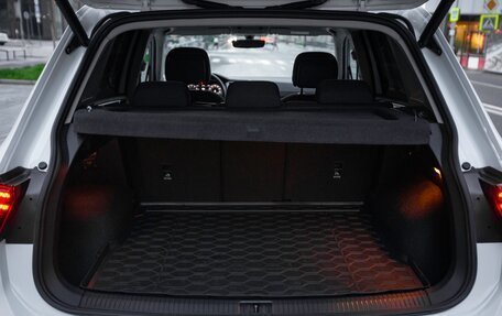 Volkswagen Tiguan II, 2017 год, 2 800 000 рублей, 36 фотография