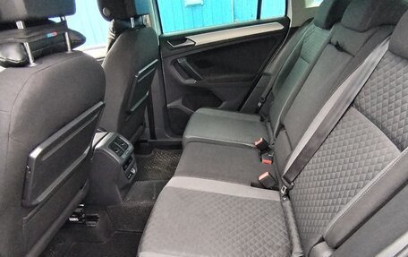 Volkswagen Tiguan II, 2019 год, 1 850 000 рублей, 12 фотография