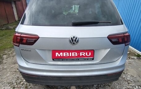 Volkswagen Tiguan II, 2019 год, 1 850 000 рублей, 8 фотография
