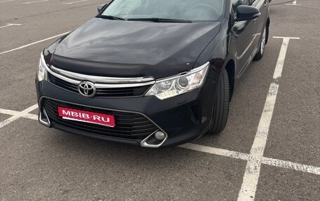 Toyota Camry, 2015 год, 2 100 000 рублей, 1 фотография