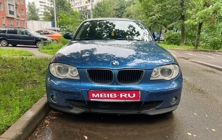 BMW 1 серия, 2005 год, 820 000 рублей, 1 фотография