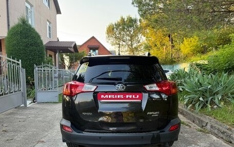 Toyota RAV4, 2014 год, 1 900 000 рублей, 4 фотография