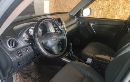Toyota RAV4, 2004 год, 490 000 рублей, 11 фотография