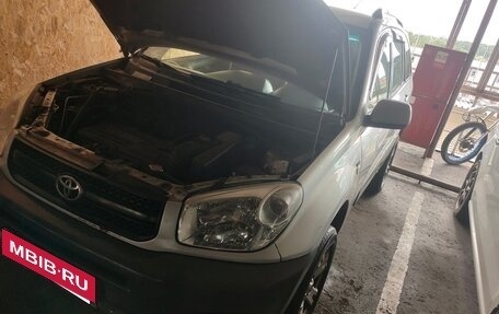 Toyota RAV4, 2004 год, 490 000 рублей, 9 фотография