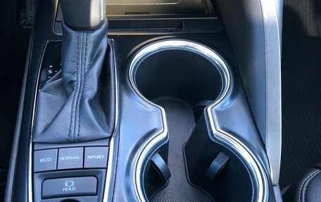 Toyota Camry, 2019 год, 2 820 000 рублей, 23 фотография