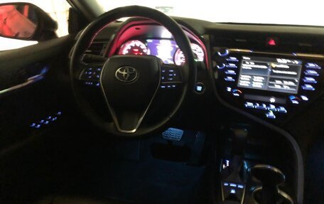 Toyota Camry, 2019 год, 2 820 000 рублей, 28 фотография