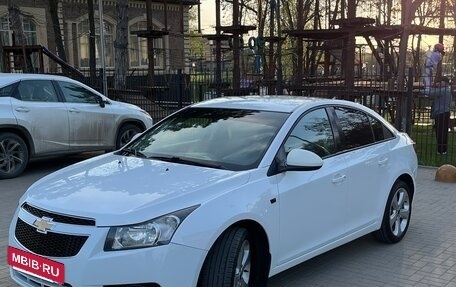 Chevrolet Cruze II, 2012 год, 980 000 рублей, 8 фотография