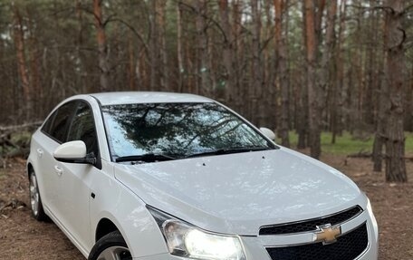 Chevrolet Cruze II, 2012 год, 980 000 рублей, 10 фотография