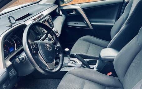 Toyota RAV4, 2014 год, 1 800 000 рублей, 7 фотография
