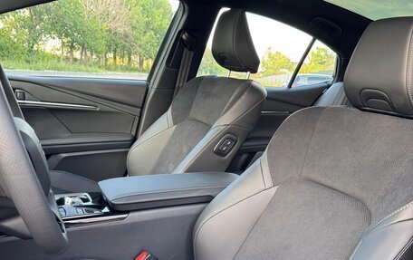 Toyota Camry, 2025 год, 4 100 000 рублей, 11 фотография