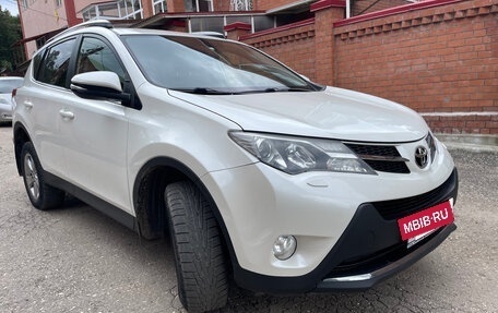 Toyota RAV4, 2014 год, 1 800 000 рублей, 3 фотография