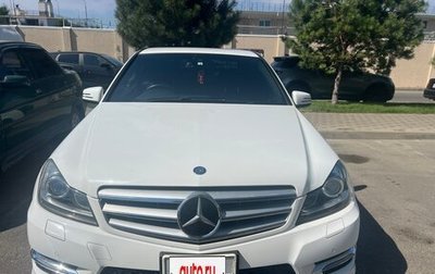 Mercedes-Benz C-Класс, 2013 год, 1 800 000 рублей, 1 фотография