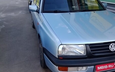 Volkswagen Vento, 1993 год, 260 000 рублей, 1 фотография