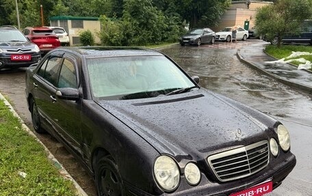 Mercedes-Benz E-Класс, 2000 год, 550 000 рублей, 1 фотография