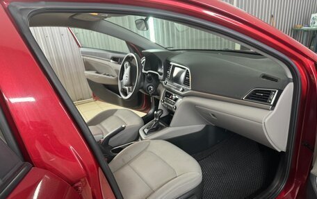 Hyundai Elantra VI рестайлинг, 2017 год, 1 000 000 рублей, 6 фотография