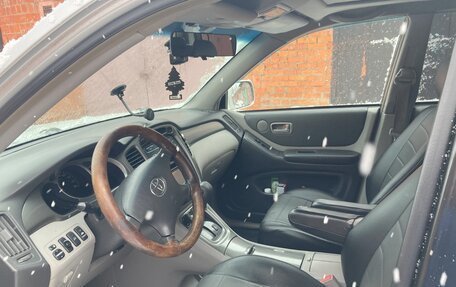 Toyota Highlander III, 2003 год, 1 990 000 рублей, 13 фотография