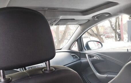 Opel Astra J, 2011 год, 750 000 рублей, 11 фотография
