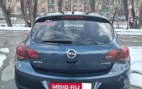 Opel Astra J, 2011 год, 750 000 рублей, 2 фотография