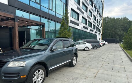 Volkswagen Touareg III, 2005 год, 707 000 рублей, 2 фотография