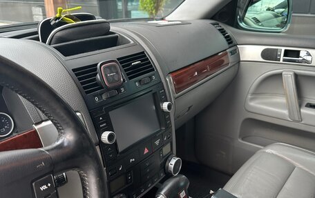 Volkswagen Touareg III, 2005 год, 707 000 рублей, 8 фотография