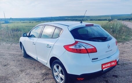 Renault Megane III, 2011 год, 796 000 рублей, 2 фотография