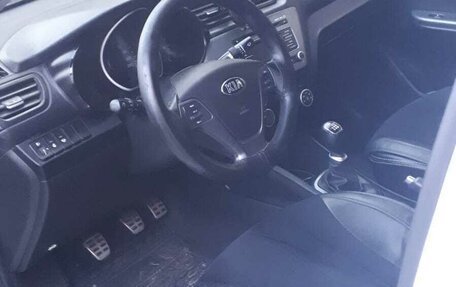 KIA Rio III рестайлинг, 2016 год, 930 000 рублей, 4 фотография