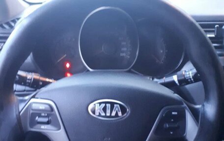 KIA Rio III рестайлинг, 2016 год, 930 000 рублей, 18 фотография