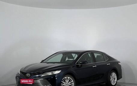 Toyota Camry, 2019 год, 2 880 000 рублей, 1 фотография