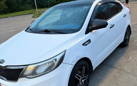 KIA Rio III рестайлинг, 2015 год, 530 000 рублей, 4 фотография