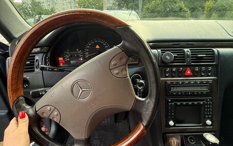 Mercedes-Benz E-Класс, 2000 год, 550 000 рублей, 15 фотография