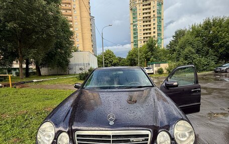 Mercedes-Benz E-Класс, 2000 год, 550 000 рублей, 13 фотография